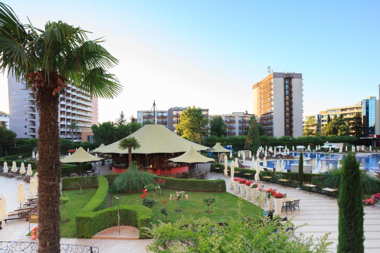 Royal Beach Apartment Sea View 2 Pantai Sunny Bagian luar foto